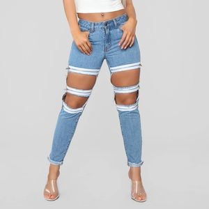 Fashion Nova boyfriend jeans
